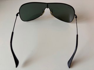 Gafas de sol Ray-Ban negras RB3211