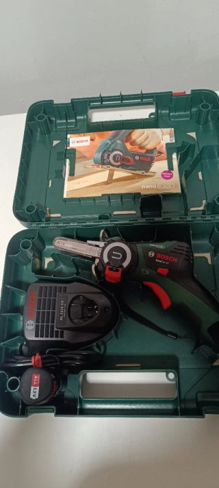 Sierra Bosch EasyCut 12