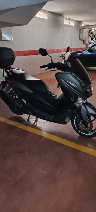 Yamaha NMAX 125cc 8.000km.!!