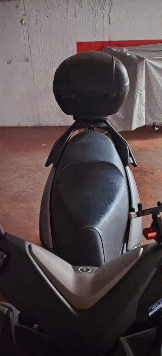 Yamaha NMAX 125cc 8.000km.!!