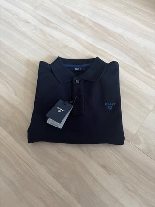 Polo Gant niño azul Talla 5-6 años.