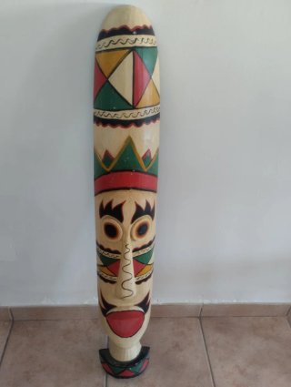 Máscara decorativa artesanal