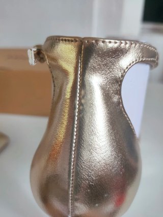 Sandalias doradas Mango Talla 41