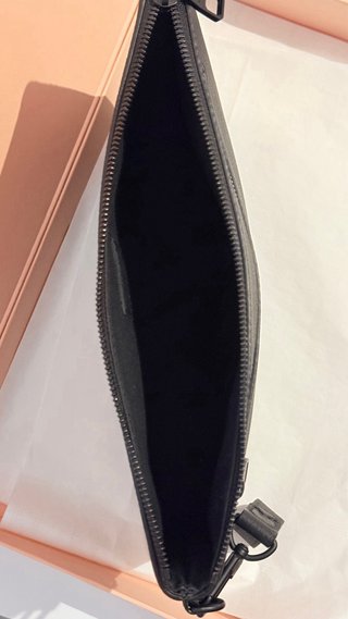 Cartera de mano Louis Vuitton Duo Negra
