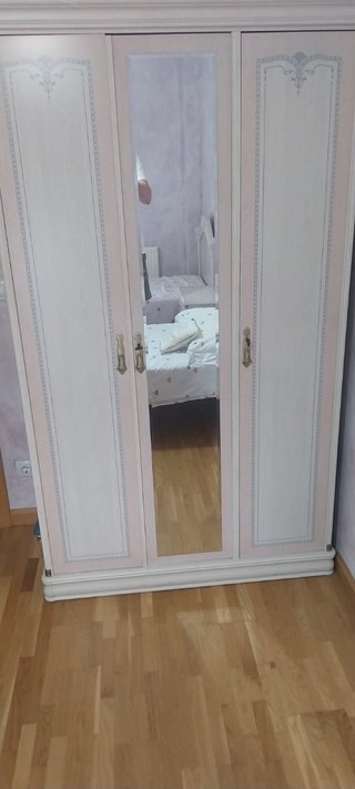 Se vende habitación  completa