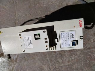 Variador de frecuencia ABB ACS 140