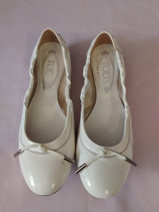 Bailarinas Tod's charol elástico blancas