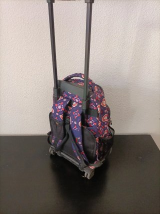 Mochila Totto con ruedas y estampado