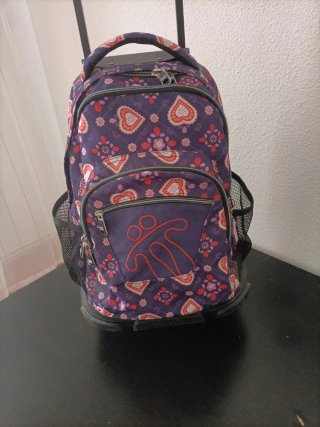 Mochila Totto con ruedas y estampado