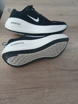 Nike Vomero Plus Talla/ Nro 42