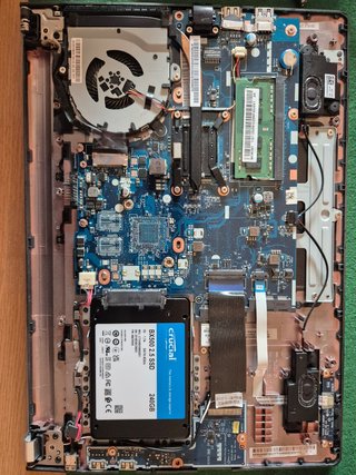 Portátil Lenovo MT80H8