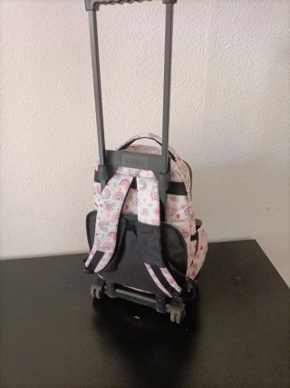 Mochila Totto con ruedas y estampado