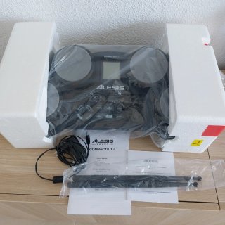 Alesis Compact Kit 4 Batería Electrónica