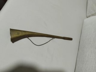 Trompetilla de latón