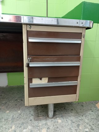 Mesa oficina vintage metal y madera