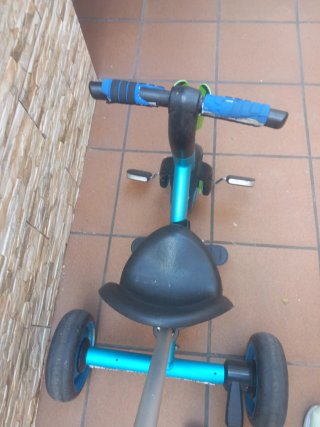 Triciclo paseo niño Avico