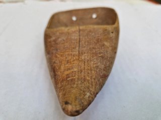 Zoqueta de segador vintage de madera