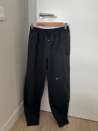 Conjunto Nike Negro Chaqueta y Pantalón