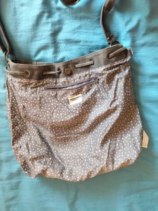 Bolso de tela gris