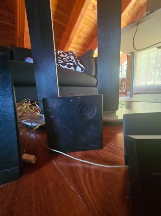 Home cinema Philips 5.1 subwoofer y altavoces