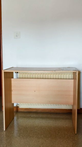 Mesa escritorio madera clara