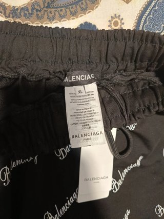 Bermudas Balenciaga
