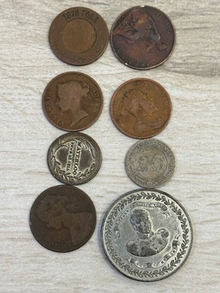 Monedas y medallas siglo XIX