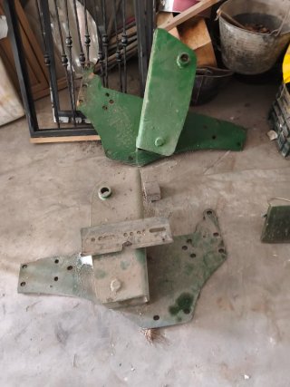 Anclajes pala John Deere
