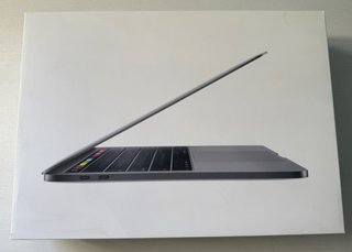 MacBook Pro 13” 2019 8GB RAM 512GB SSD i5