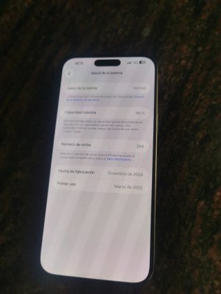 iPhone 16 Pro Max Dorado/Blanco