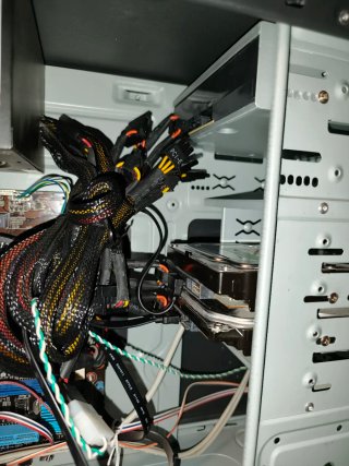 PC Sobremesa Intel i3 / 4GB RAM / 1TB HDD / Window