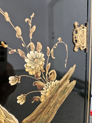Mueble Chino Negro Pájaros y Flores