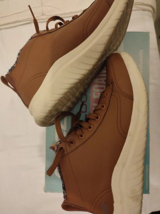 Botines Skechers Marrones Air-Cooled Memory Foam