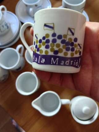 Vendo juego real Madrid.