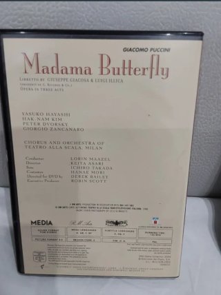 2 DVDs Ópera: Carmen y Madama Butterfly