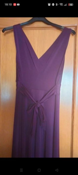 Vestido largo morado fiesta
