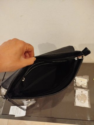 Borsa cartella nera con borchie