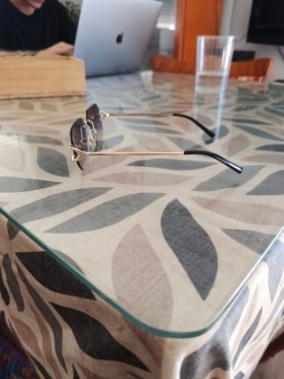 Gafas Cartier Oro y Negro Sin Marco