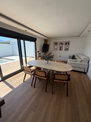 Chalet moderno con piscina a 5 min de Jaén