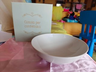 Cucchiaio e ciotola Thun per confetti