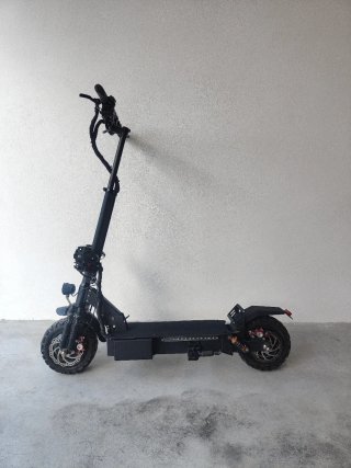 Patinete Eléctrico GUNAI 3200W Dual Motor