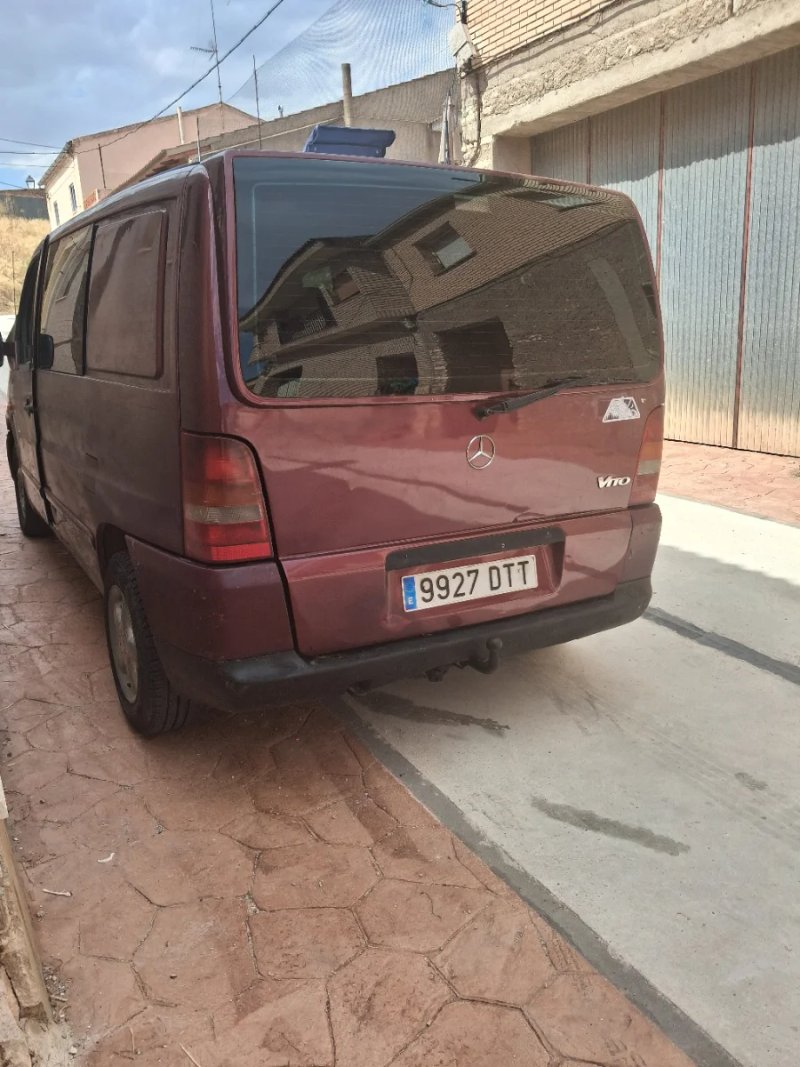 Mercedes-Benz Vito 2002 - foto 1