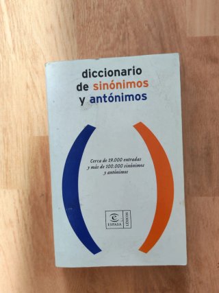Diccionario de sinónimos y antónimos