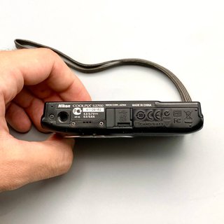 Fotocamera Nikon Coolpix S2700 Nera 16MP - 6x Zoom