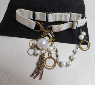 Collar gargantilla elástico metal perla Matorosari