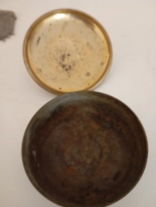 Antiguo joyero latón y nacar