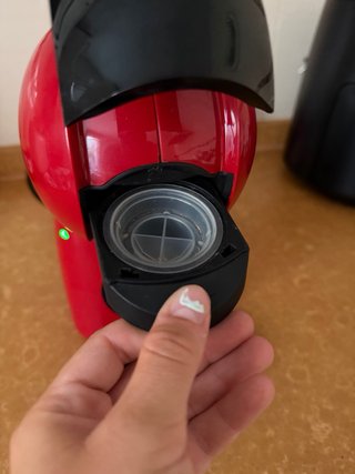 Cafetera Nescafé Dolce Gusto Roja