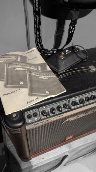 Amplificador Peavey TransTube Bandit 112