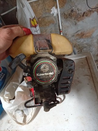 Motor Kawasaki TD33