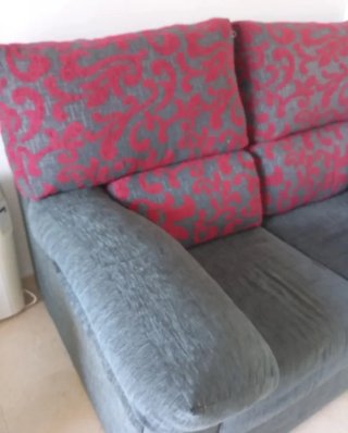 Sofá 2 plazas gris y rojo